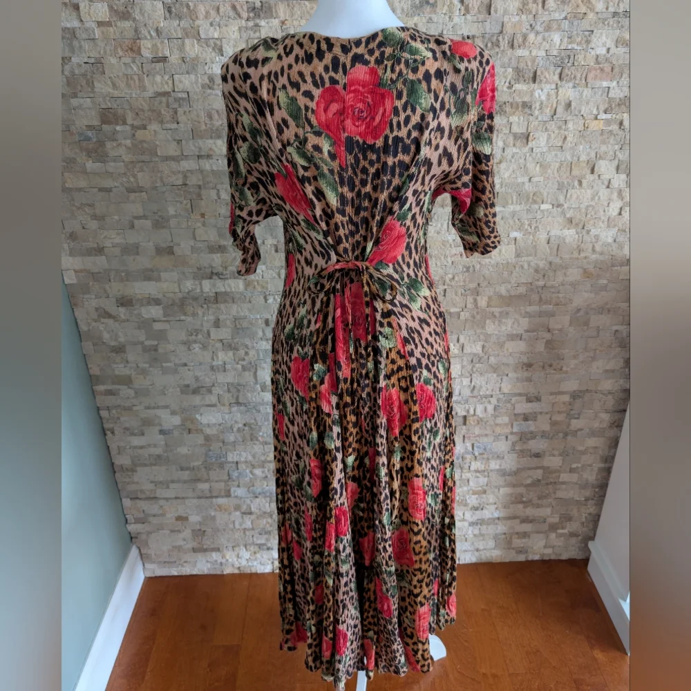 Vintage 90s Leopard and Rose Print Crinkle Rayon Midi Dress 70s Inspired Sz S - Picture 2 of 14